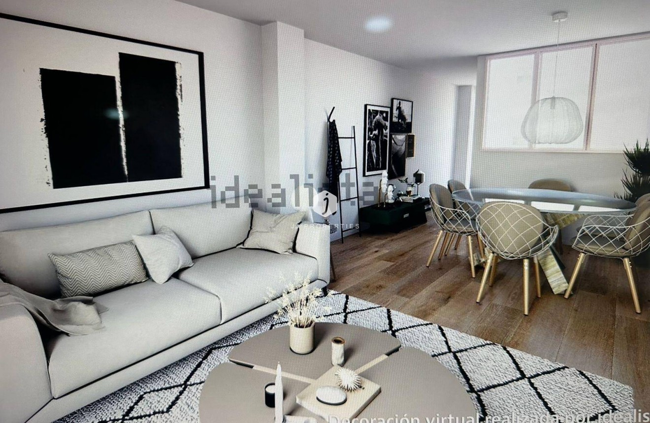 Segunda mano - Apartamento / piso -
Torrevieja - Estacion de autobuses