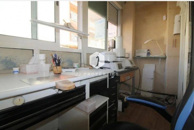 Segunda mano - Apartamento / piso -
Torrevieja - Estacion de autobuses