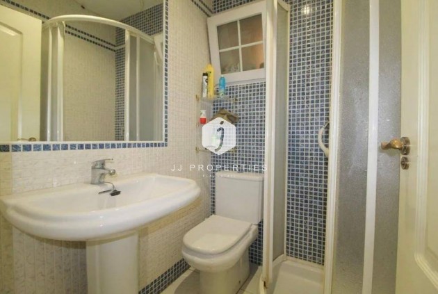 Segunda mano - Apartamento / piso -
Torrevieja - Estacion de autobuses