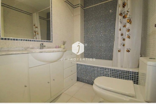 Segunda mano - Apartamento / piso -
Torrevieja - Estacion de autobuses