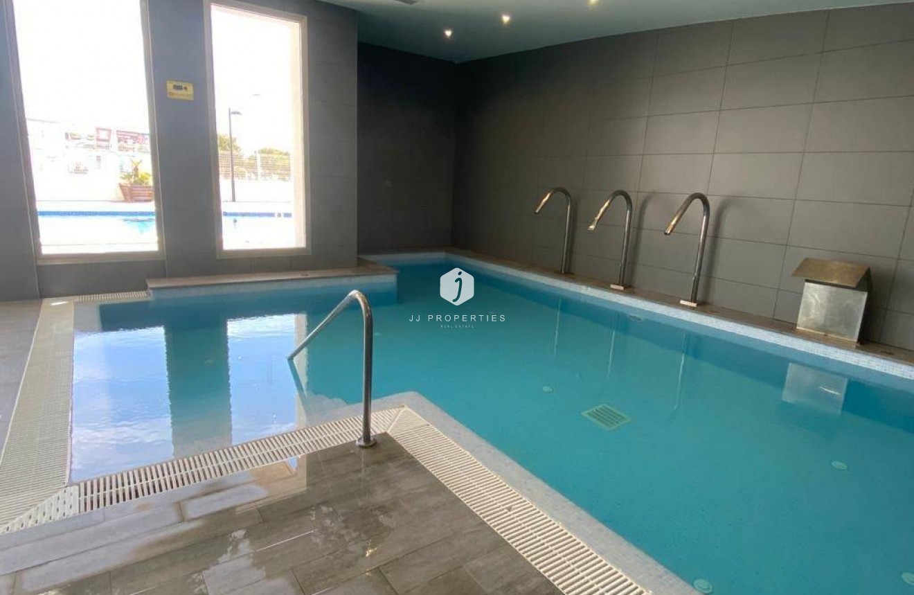 Segunda mano - Apartamento / piso -
Orihuela Costa - Villamartín