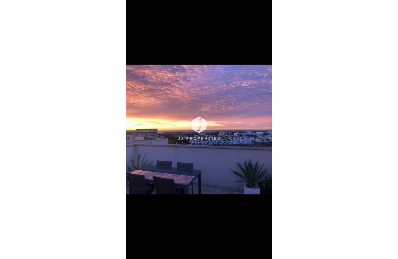 Segunda mano - Apartamento / piso -
Orihuela Costa - Villamartín