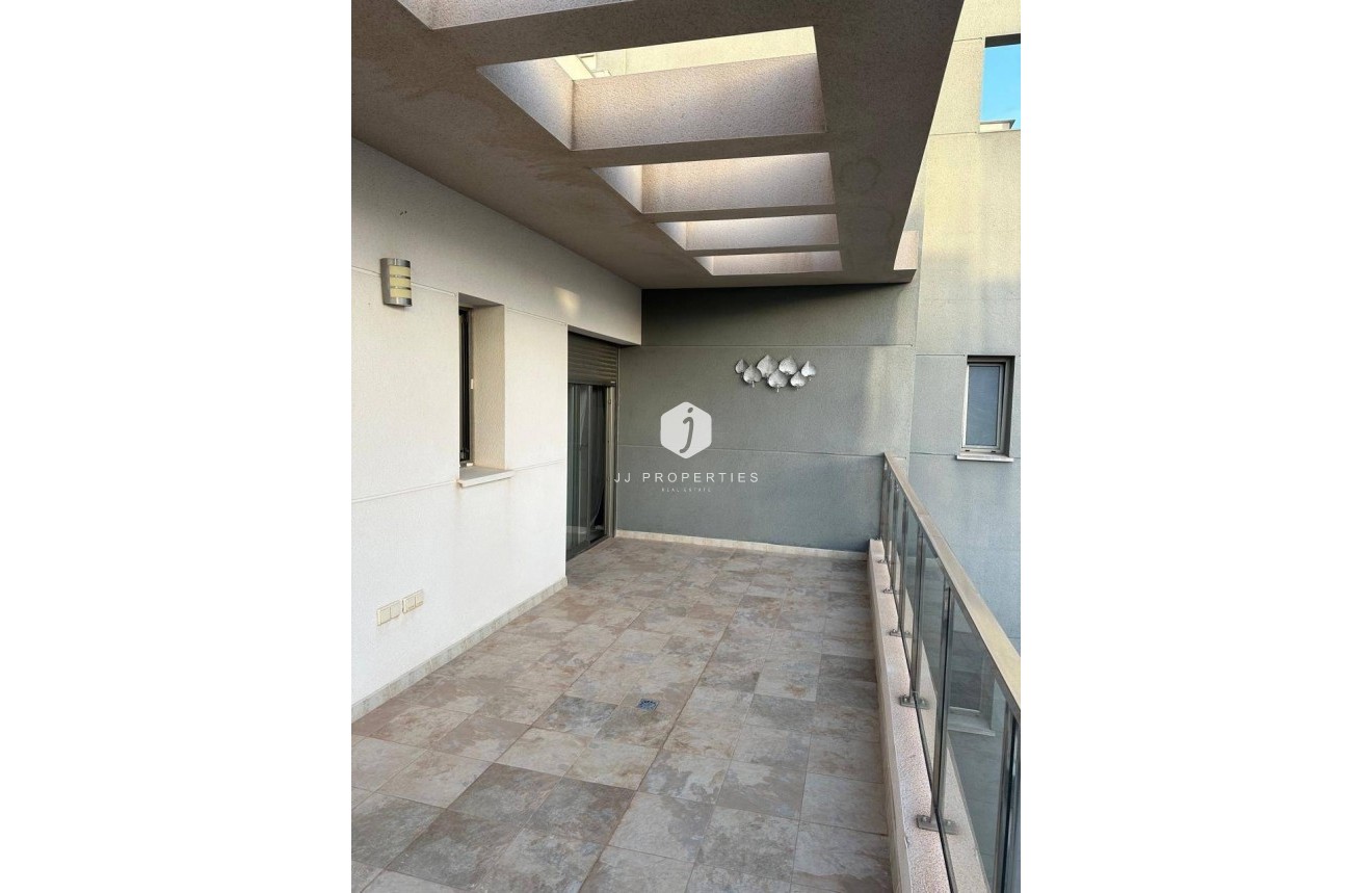 Segunda mano - Apartamento / piso -
Orihuela Costa - Villamartín