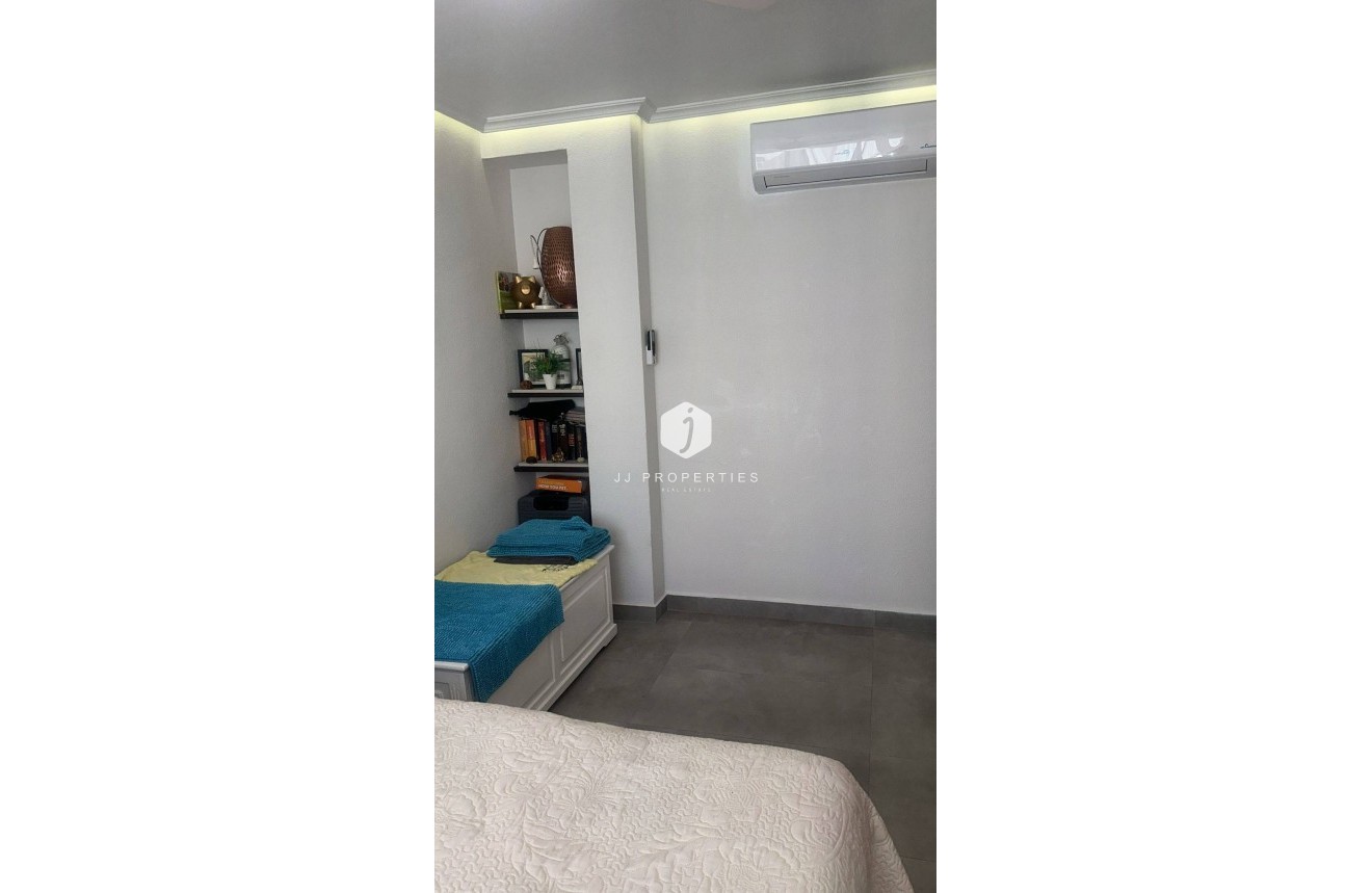 Tweedehands - Penthouse -
Torrevieja - Centro