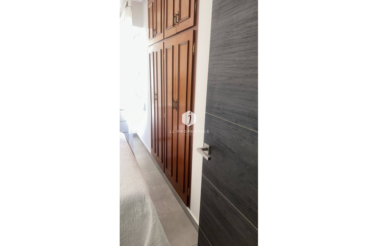 Tweedehands - Penthouse -
Torrevieja - Centro