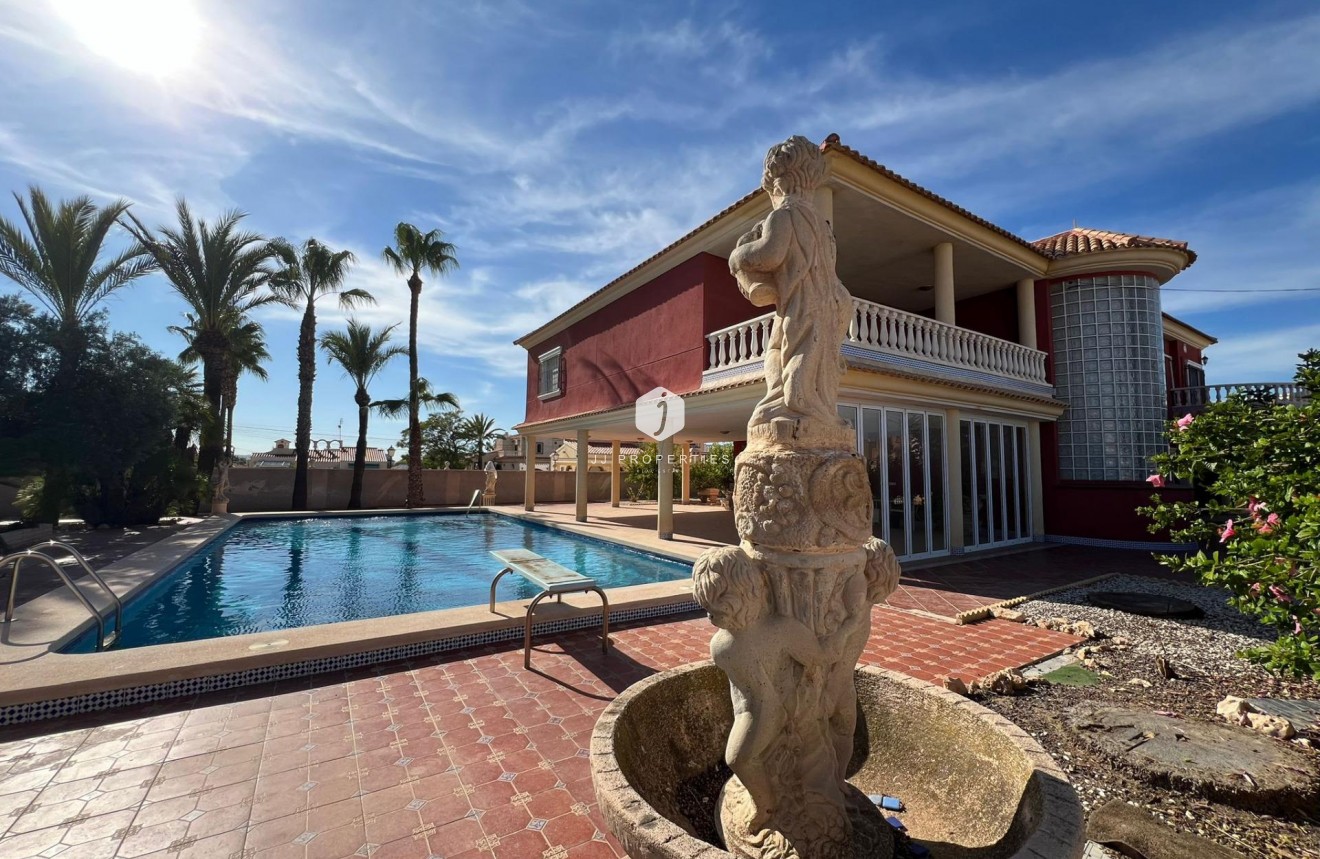 D'occasion - Villa -
Torrevieja - Torreta Florida