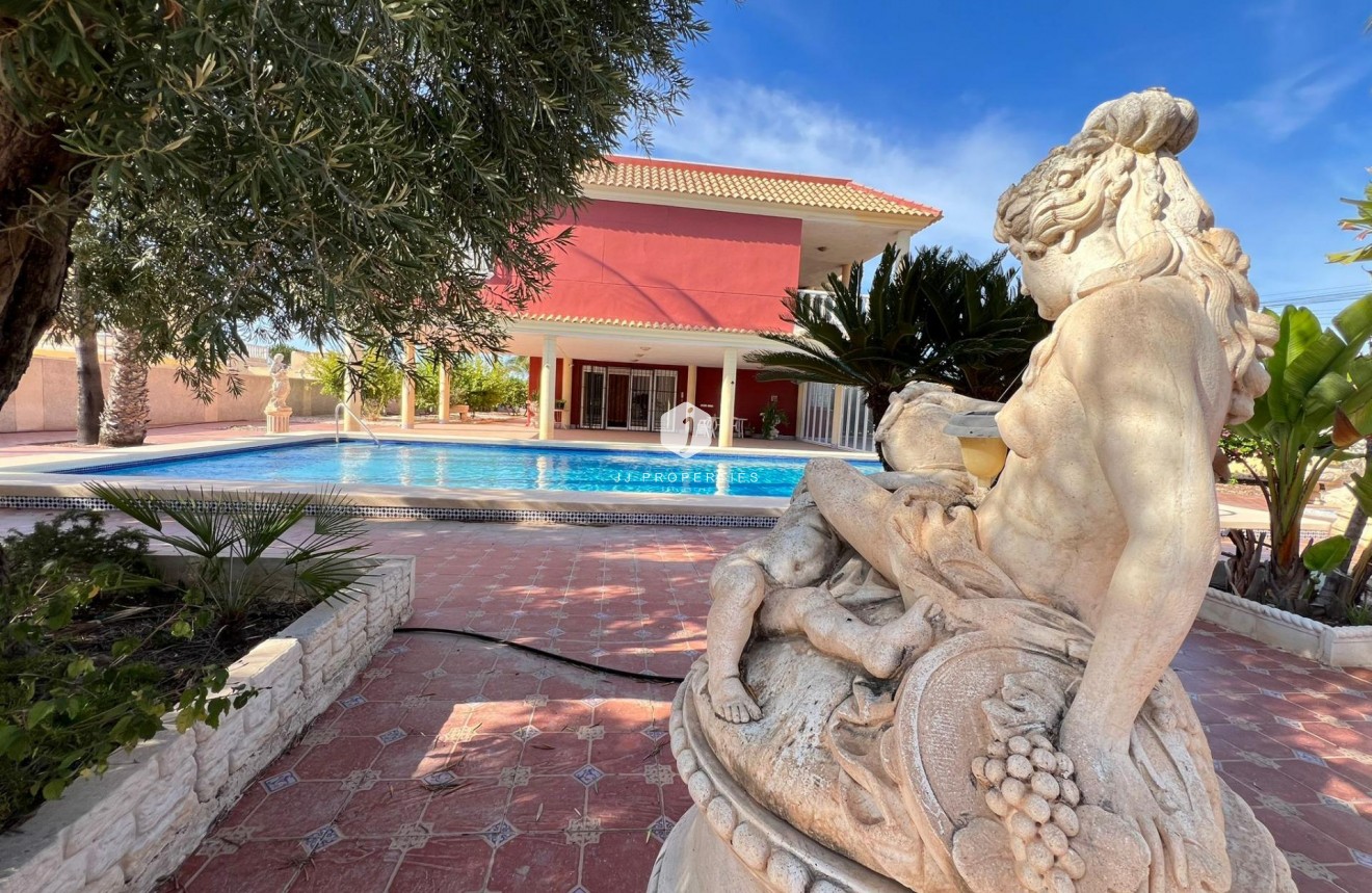 D'occasion - Villa -
Torrevieja - Torreta Florida