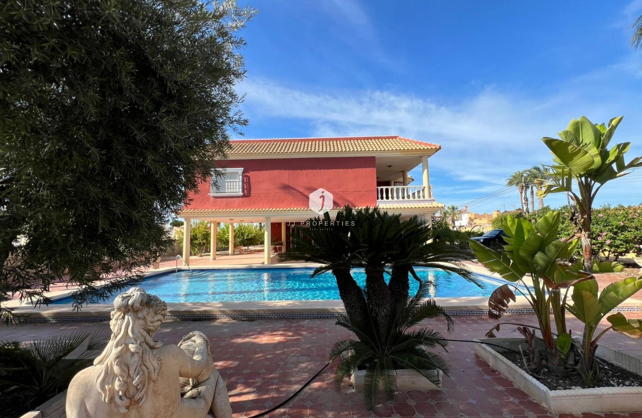D'occasion - Villa -
Torrevieja - Torreta Florida