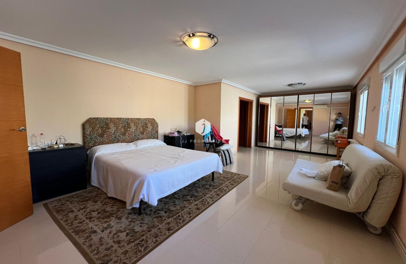 D'occasion - Villa -
Torrevieja - Torreta Florida