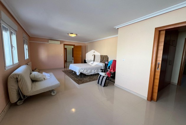 D'occasion - Villa -
Torrevieja - Torreta Florida