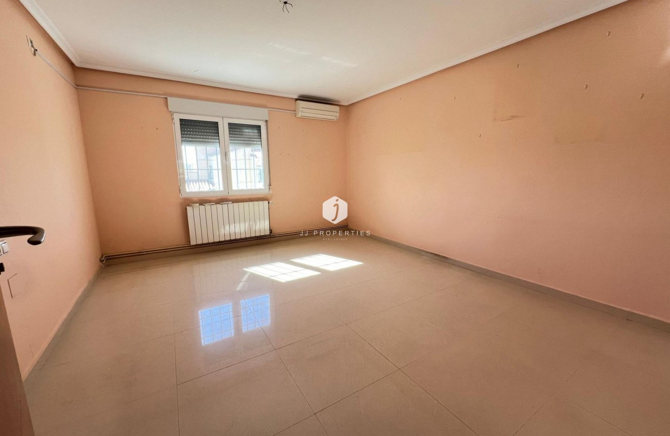 D'occasion - Villa -
Torrevieja - Torreta Florida