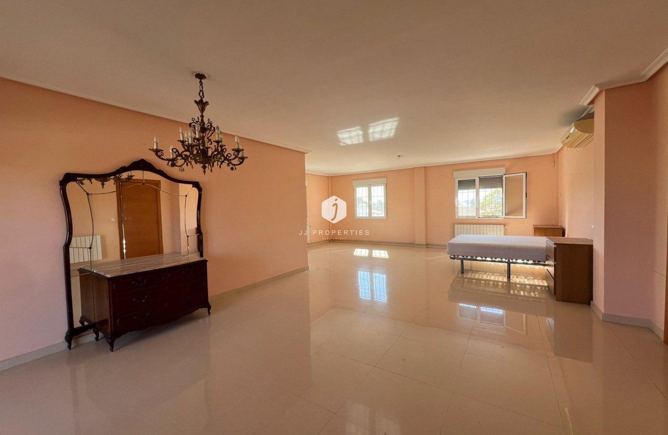 D'occasion - Villa -
Torrevieja - Torreta Florida