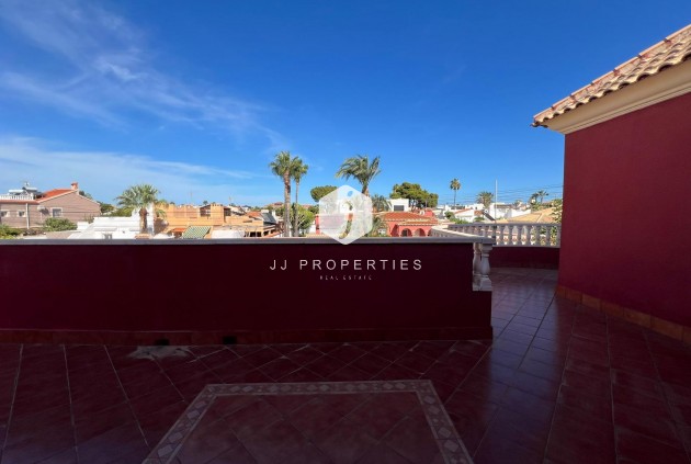 D'occasion - Villa -
Torrevieja - Torreta Florida