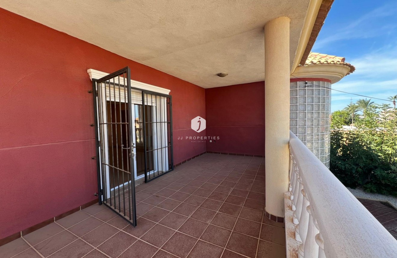 D'occasion - Villa -
Torrevieja - Torreta Florida