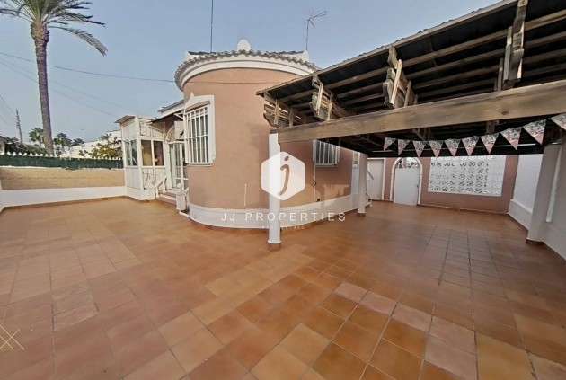 Segunda mano - Villa -
Torrevieja - San luis