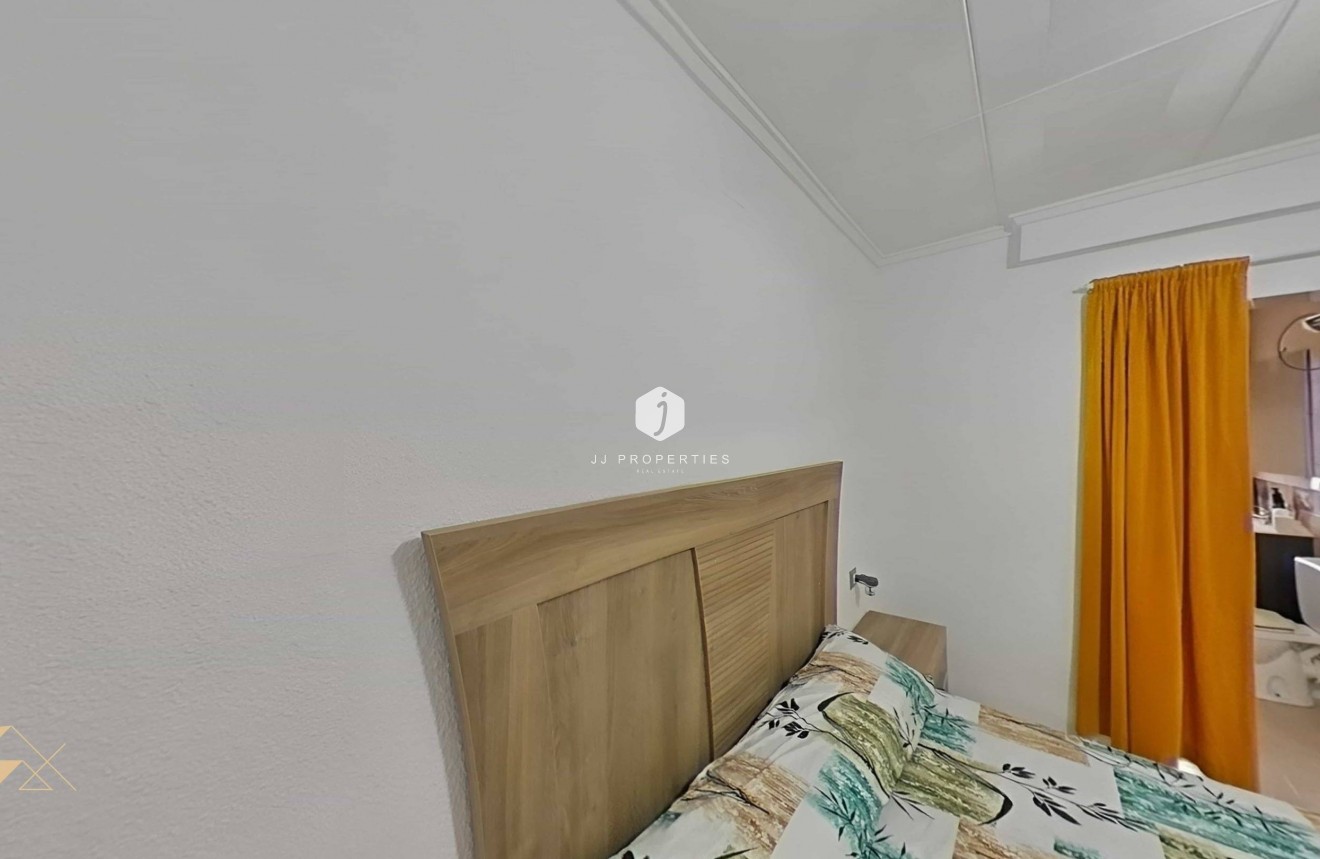 Segunda mano - Villa -
Torrevieja - San luis