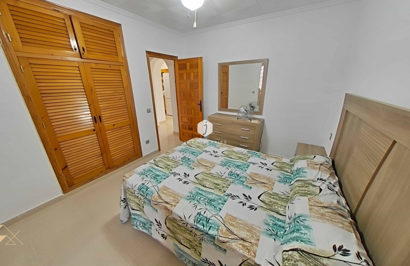 Segunda mano - Villa -
Torrevieja - San luis