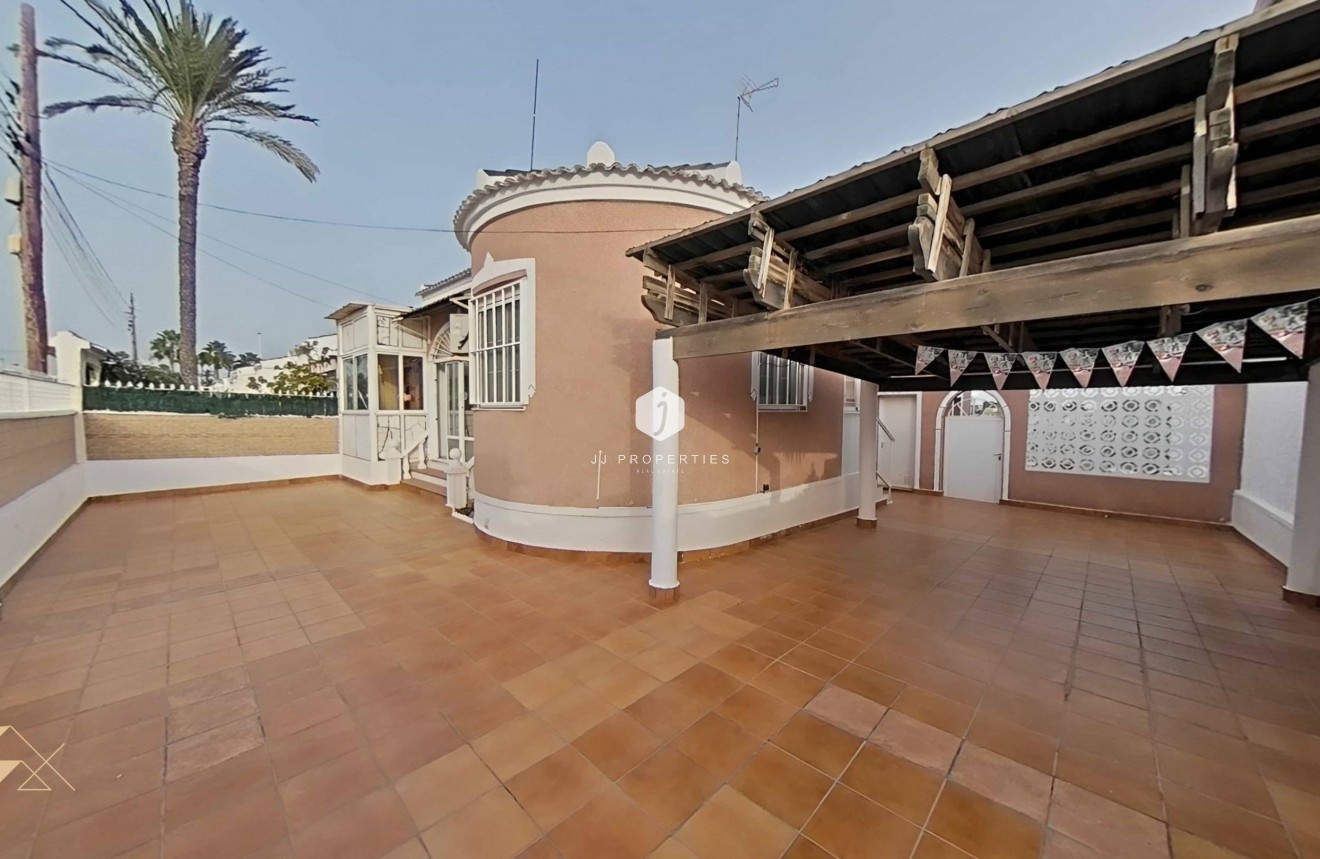 Segunda mano - Villa -
Torrevieja - San luis