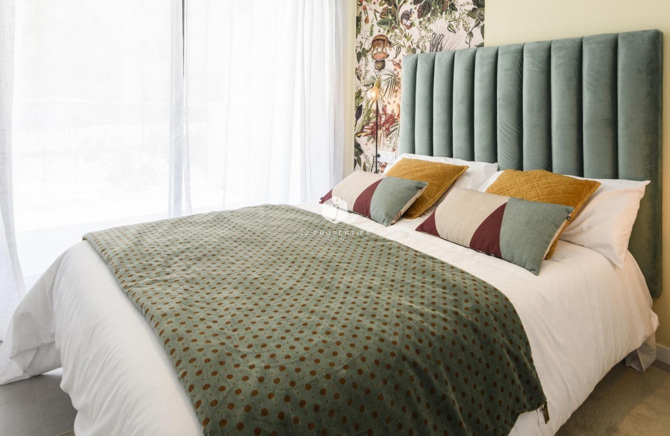 Obra nueva - Apartamento / piso -
Orihuela Costa - Campoamor