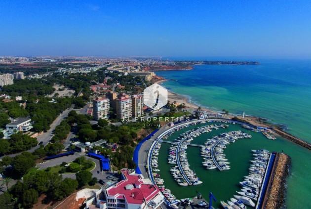 Obra nueva - Apartamento / piso -
Orihuela Costa - Campoamor