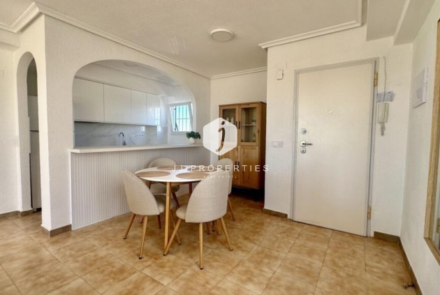 Segunda mano - Ático -
Torrevieja - Punta prima