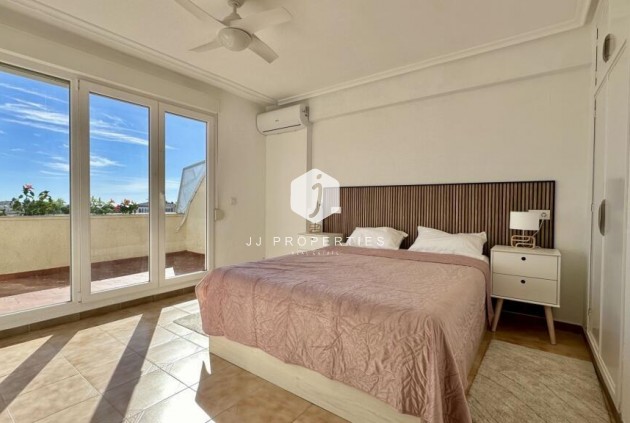 Segunda mano - Ático -
Torrevieja - Punta prima