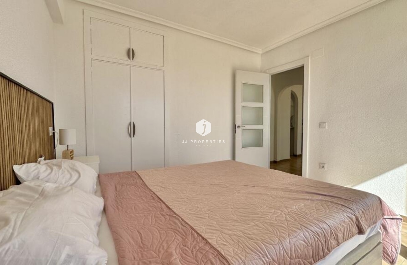 Segunda mano - Ático -
Torrevieja - Punta prima