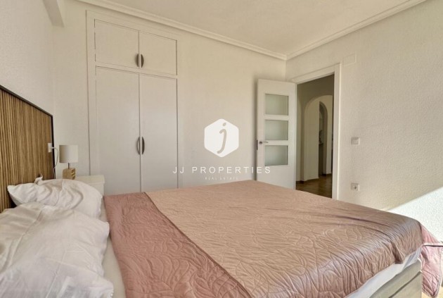 Segunda mano - Ático -
Torrevieja - Punta prima