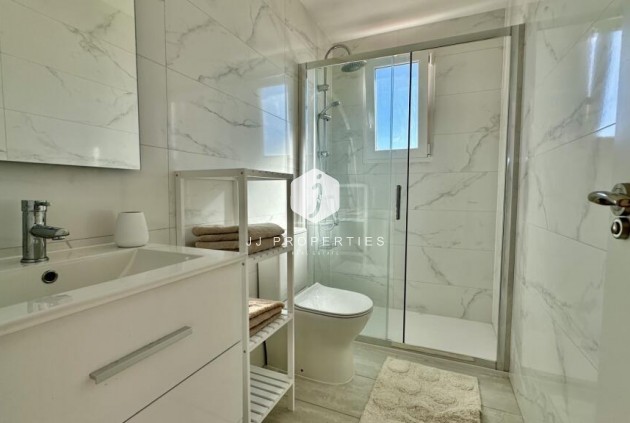 Segunda mano - Ático -
Torrevieja - Punta prima