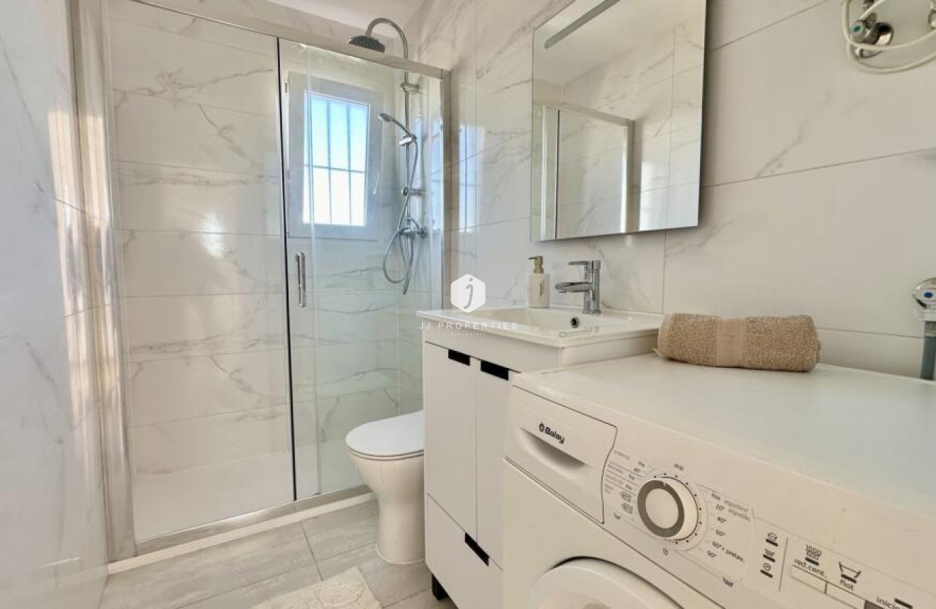 Segunda mano - Ático -
Torrevieja - Punta prima