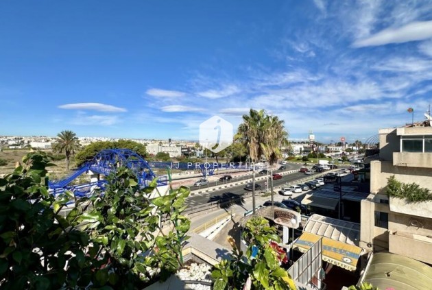 Segunda mano - Ático -
Torrevieja - Punta prima