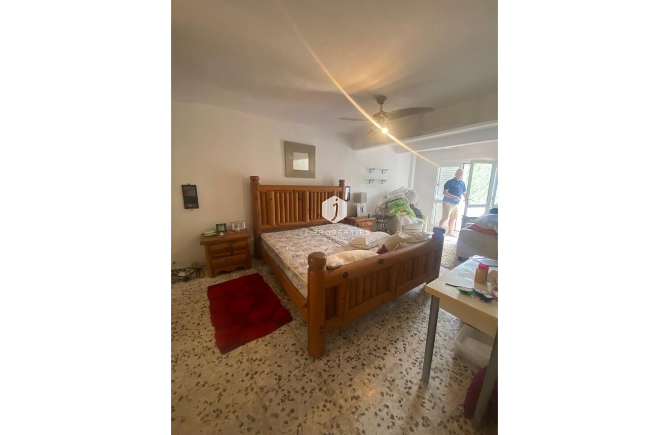 Aus zweiter Hand - Villa -
Los Balcones - Costa Blanca