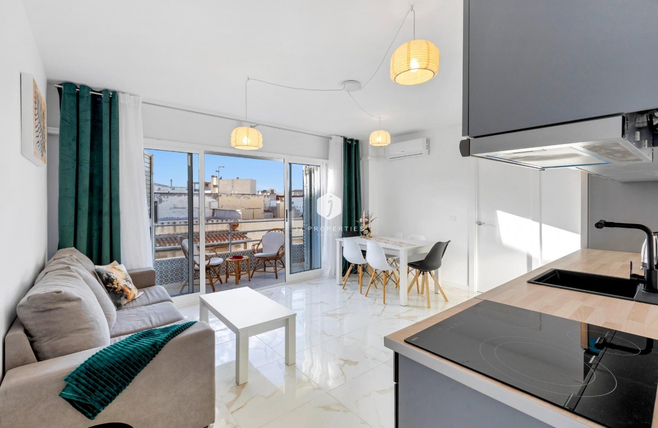 Segunda mano - Apartamento / piso -
Torrevieja - La Mata