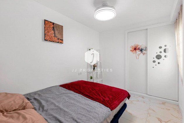 Segunda mano - Apartamento / piso -
Torrevieja - La Mata