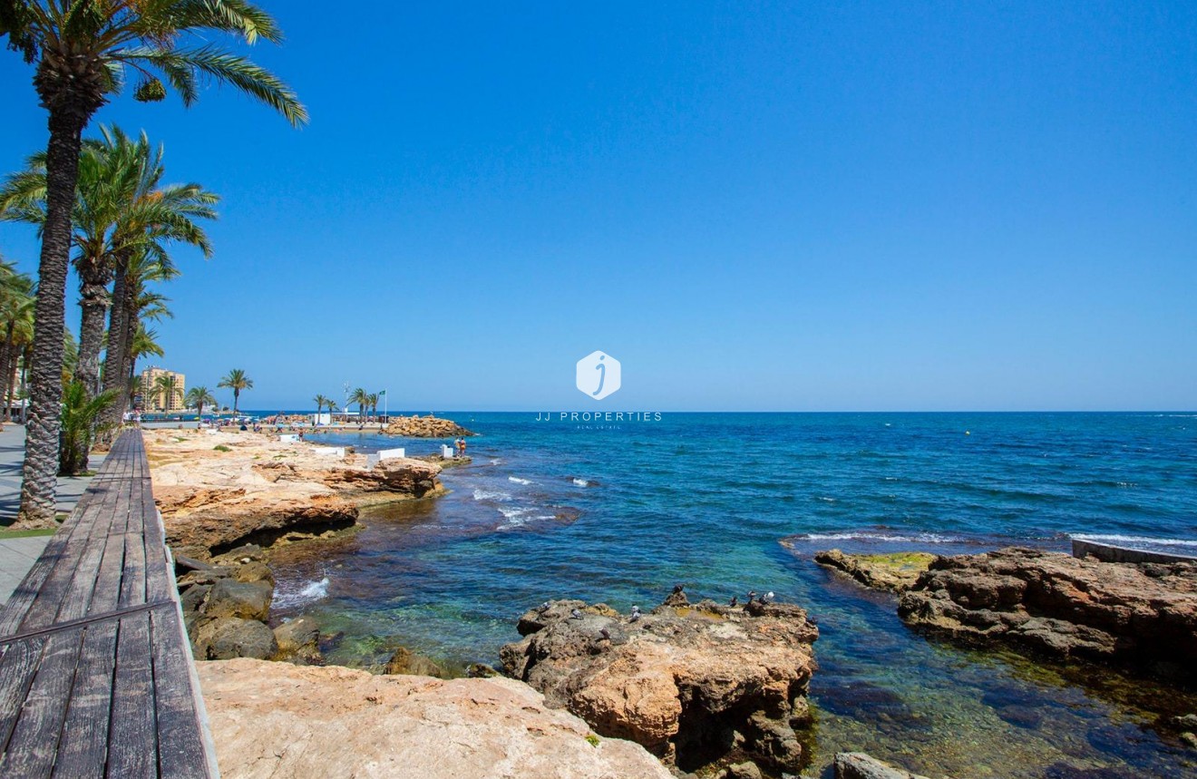 Segunda mano - Apartamento / piso -
Torrevieja - Playa del Cura