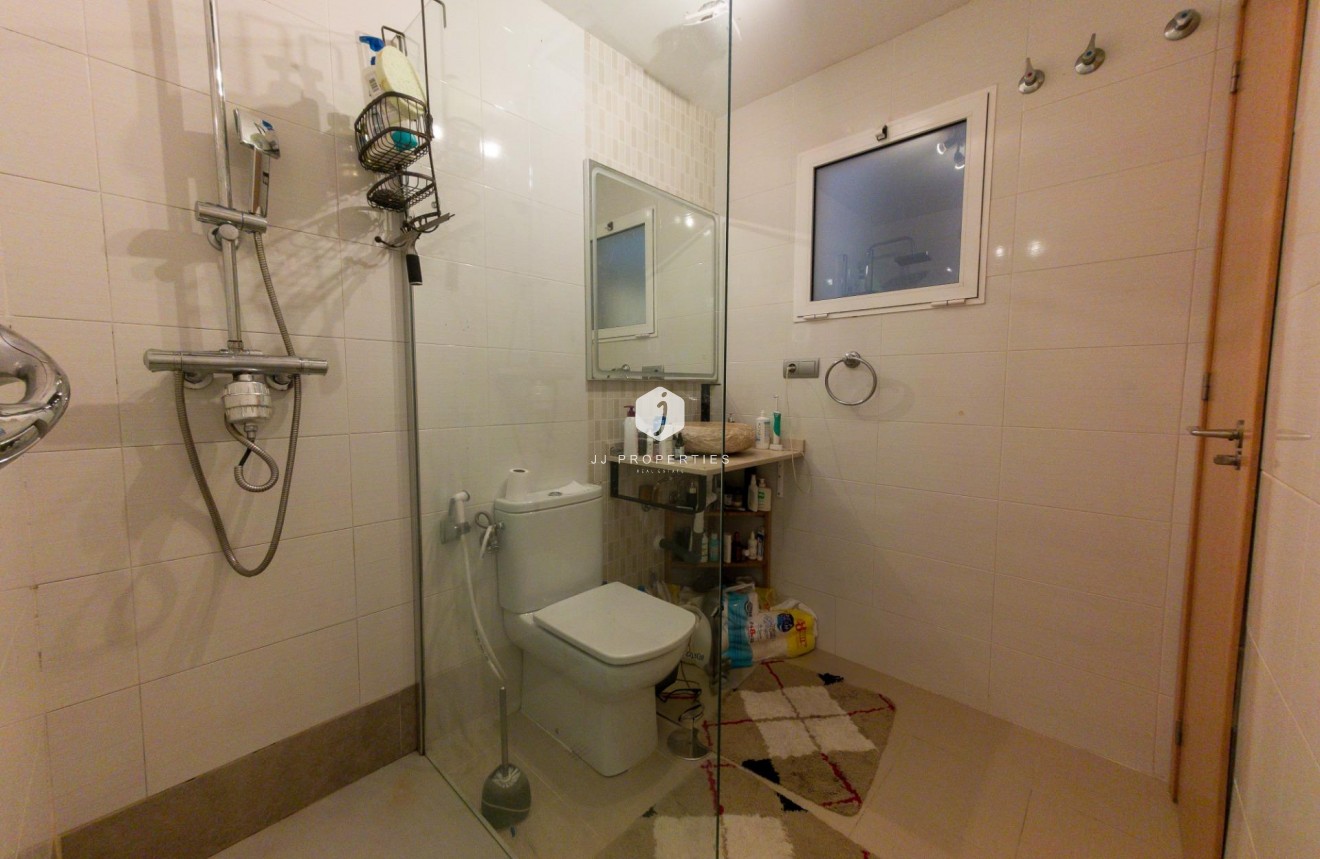 Segunda mano - Apartamento / piso -
Torrevieja - Cala Del Palangre