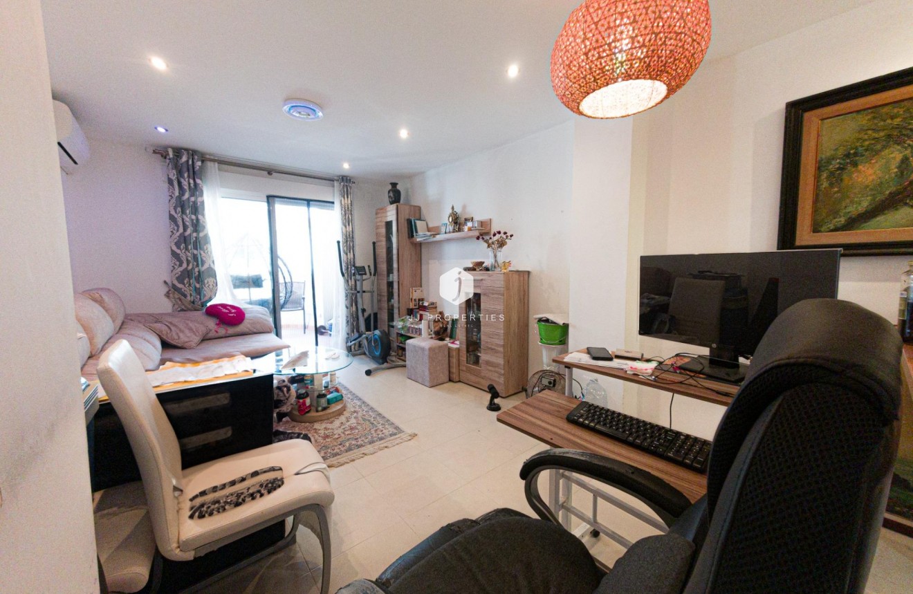 Segunda mano - Apartamento / piso -
Torrevieja - Cala Del Palangre