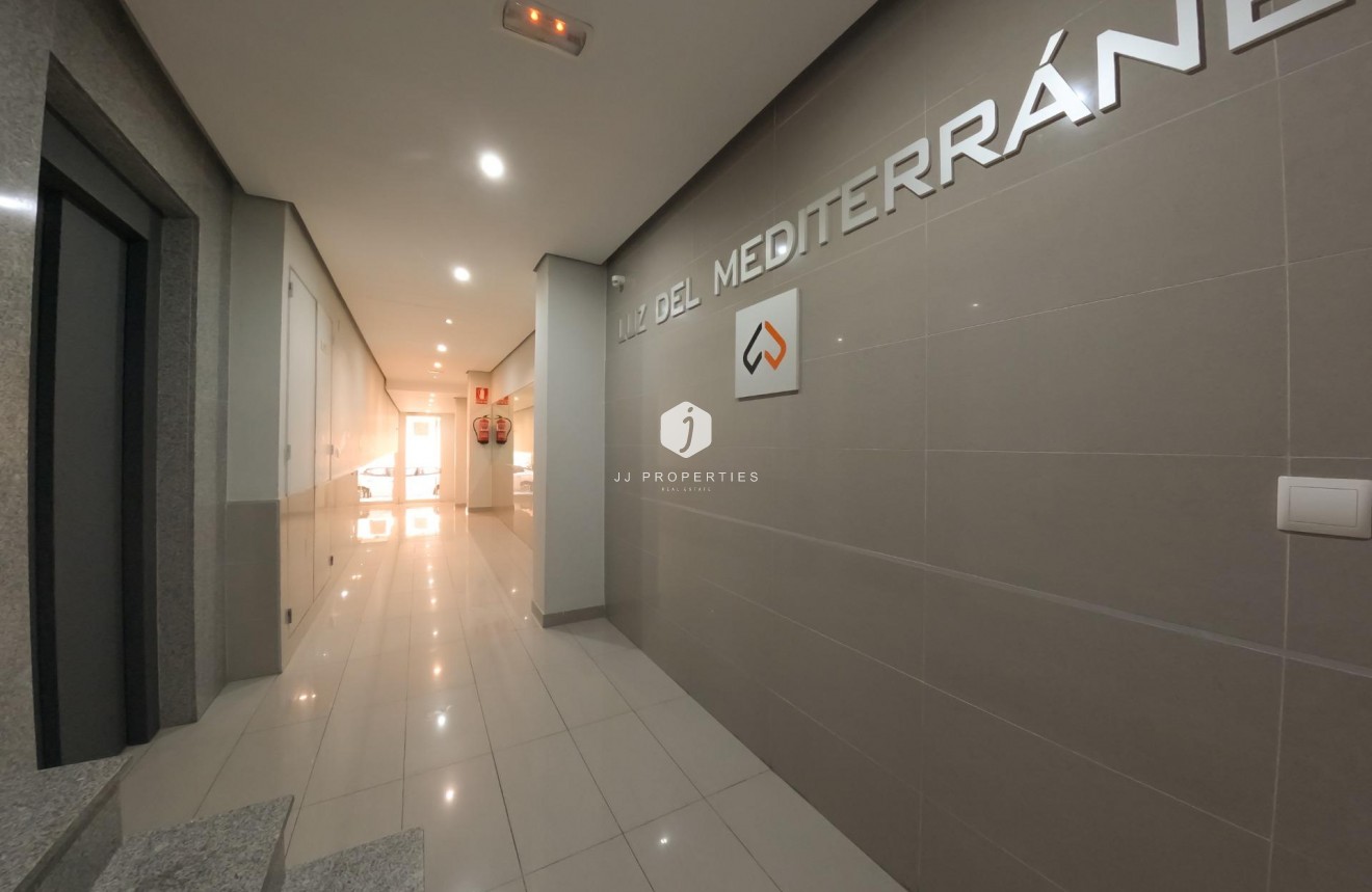 Segunda mano - Apartamento / piso -
Torrevieja - Cala Del Palangre