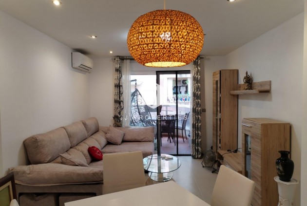 Segunda mano - Apartamento / piso -
Torrevieja - Cala Del Palangre