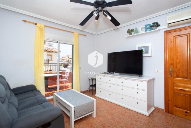 Tweedehands - Bungalow -
Orihuela Costa - Punta Prima