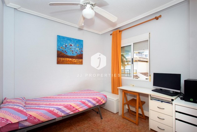 Tweedehands - Bungalow -
Orihuela Costa - Punta Prima