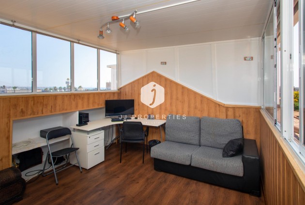 Tweedehands - Bungalow -
Orihuela Costa - Punta Prima