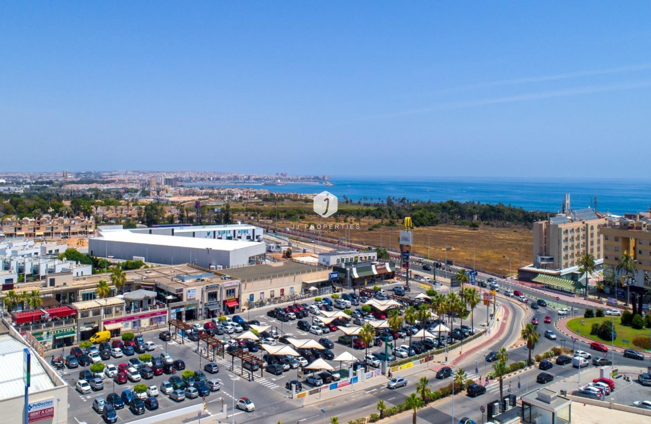 Tweedehands - Bungalow -
Orihuela Costa - Punta Prima