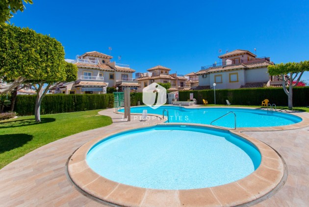 Tweedehands - Bungalow -
Orihuela Costa - Punta Prima