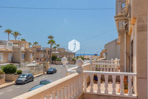 Segunda mano - Chalet -
Torrevieja - Los Frutales