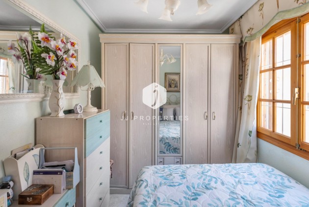 Segunda mano - Chalet -
Torrevieja - Los Frutales