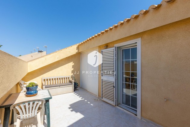 Segunda mano - Chalet -
Torrevieja - Los Frutales