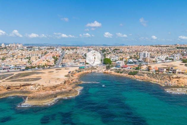 Segunda mano - Chalet -
Torrevieja - Los Frutales