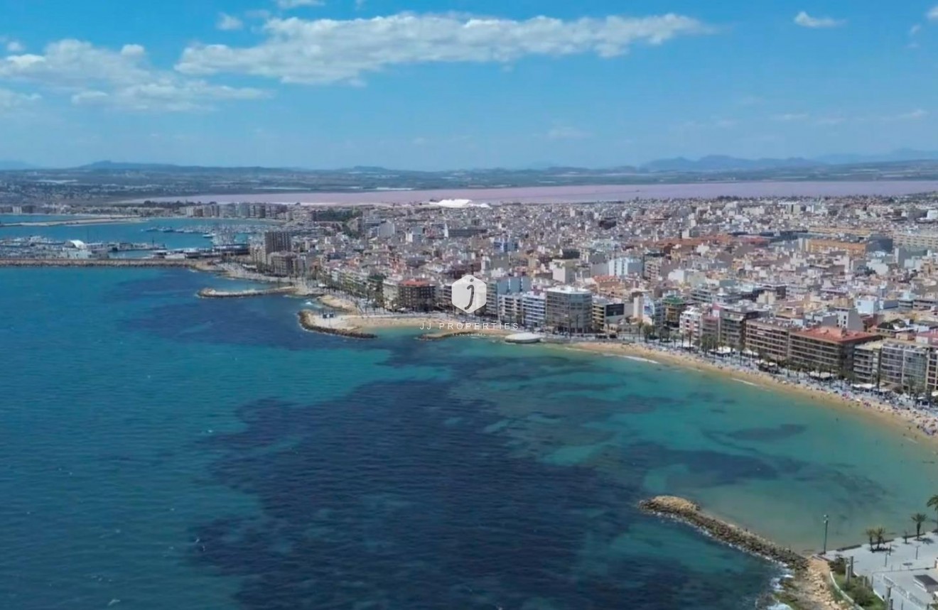 Segunda mano - Apartamento / piso -
Torrevieja - Playa del Cura