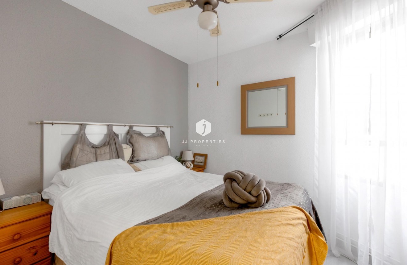 Segunda mano - Apartamento / piso -
Torrevieja - Playa del Cura